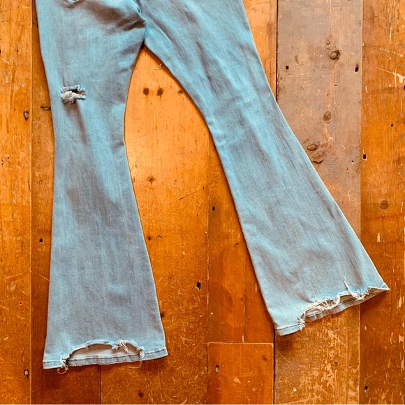 Rue21—Y2K Flare Distressed Ripped Light Wash Stretch Jeans, 2 Pairs (Size 12) - Picture 6 of 8